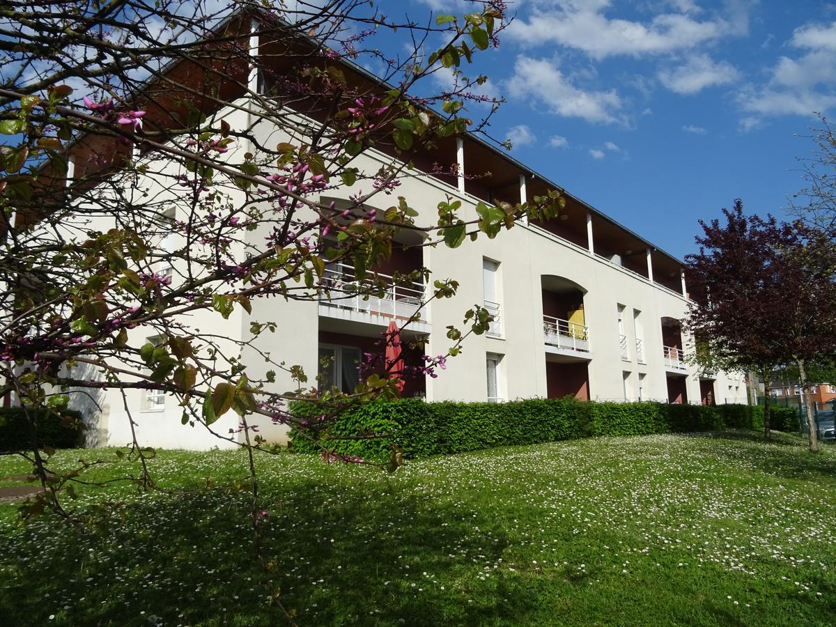 Domitys Le Village Vierzon Exterior foto