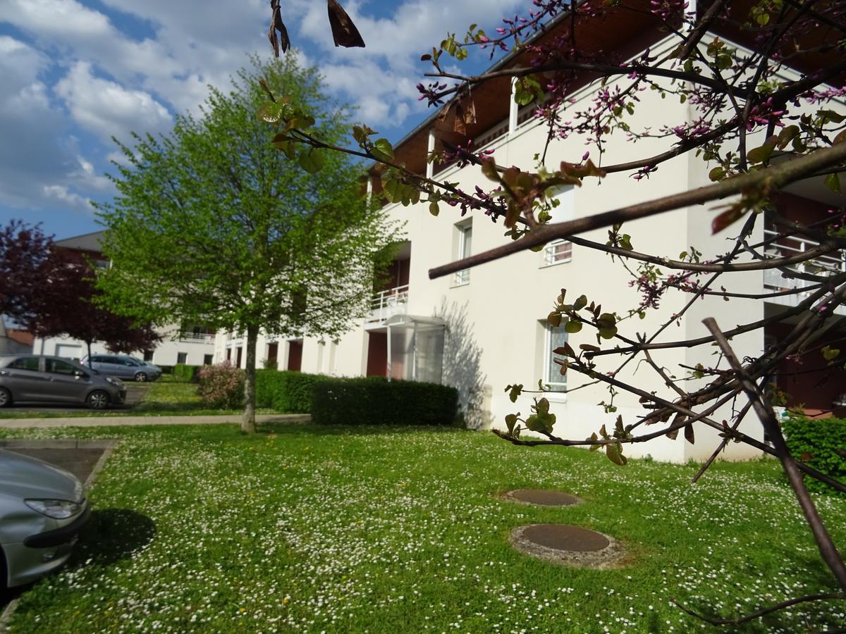 Domitys Le Village Vierzon Exterior foto